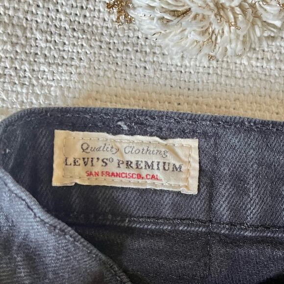 Levi’s Wedgie Straight Ankle black cropped Jeans size 27 - Picture 2 of 9